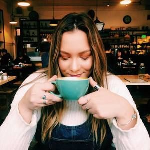 Meet your Posher, Lexi